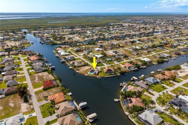 Cape Coral Residential, 401 36th Pl, Cape Coral, Florida 33993, image 1