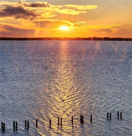 First Harbour Tower, 2350 1st St #801, Fort Myers, Florida 33901, image 1