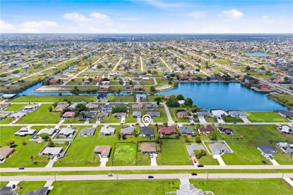 Cape Coral Residential, 1413 8th Pl, Cape Coral, Florida 33993, image 2