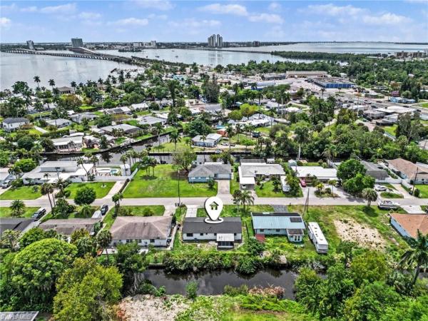 Holeusa Estates, 73 Cardinal Dr, North Fort Myers, Florida 33917, image 3