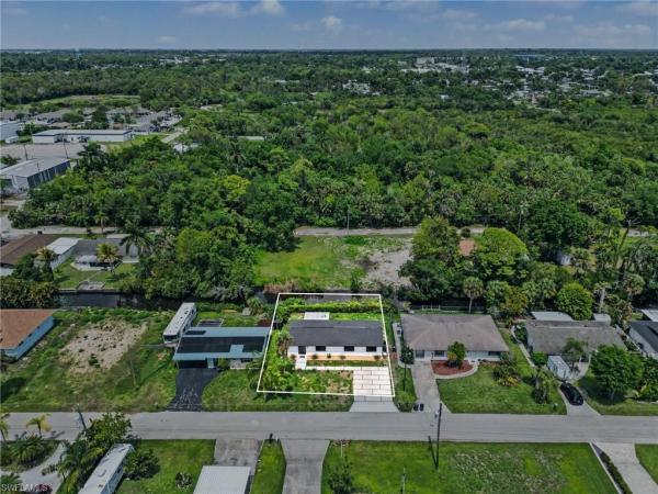 Holeusa Estates, 73 Cardinal Dr, North Fort Myers, Florida 33917, image 2