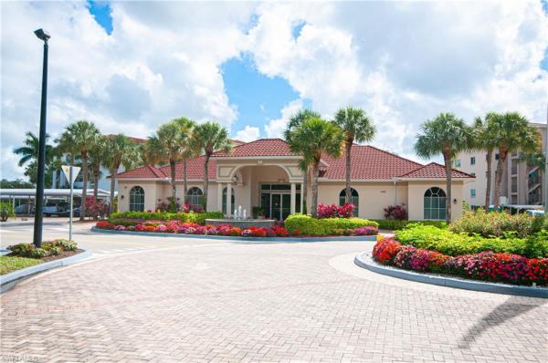 High Point Country Club, 53 W High Point Cir #204, Naples, Florida 34103, image 2