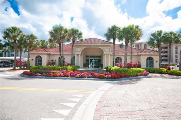 53 W High Point Cir #204, Naples, Florida 34103, image 1