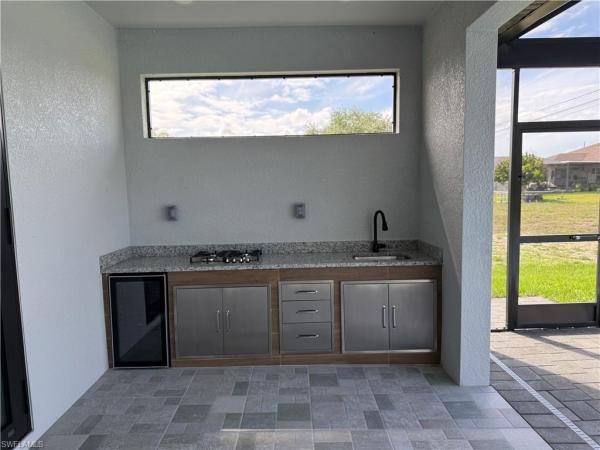 Cape Coral, 1117 15th St, Cape Coral, Florida 33909, image 2