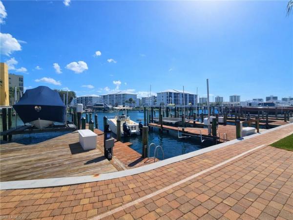 Estero Island Yacht Racquet Club, 200 Lenell Rd #115, Fort Myers Beach, Florida 33931, image 3