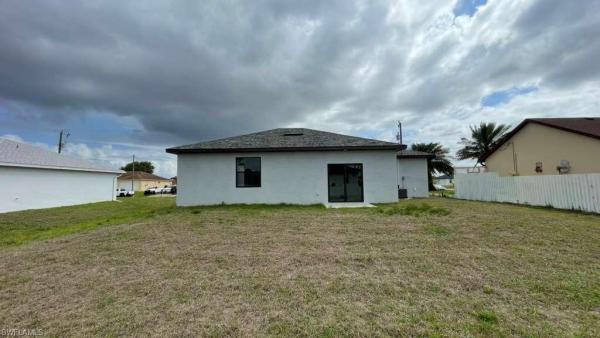 Lehigh Acres, 3712 W 13th St, Lehigh Acres, Florida 33971, image 1
