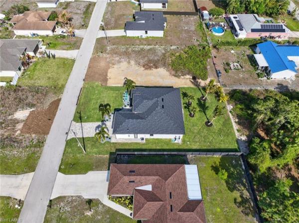 Lehigh Acres, 4213 SW 25th St, Lehigh Acres, Florida 33976, image 2