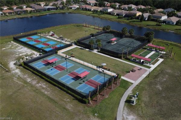 Ashton Oaks, 16580 Goldenrod Ln #103, Alva, Florida 33920, image 2