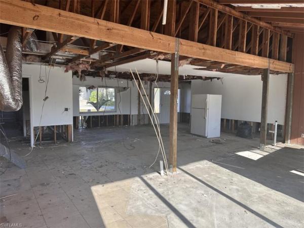 Cape Coral, 4945 Sorrento Ct, Cape Coral, Florida 33904, image 1