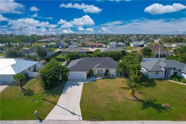 Cape Coral Residential, 3124 18th Ave, Cape Coral, Florida 33914, image 2