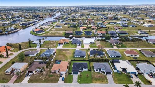 Cape Coral Residential, 1237 37th Ave, Cape Coral, Florida 33993, image 2