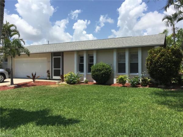 Cape Coral, 2063 Ottersrest Ln, Cape Coral, Florida 33990, image 1