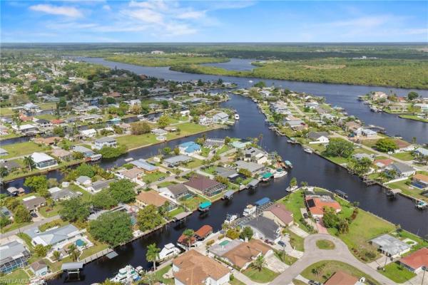 Fort Myers Shores, 2124 Saint Croix Ave, Fort Myers, Florida 33905, image 1