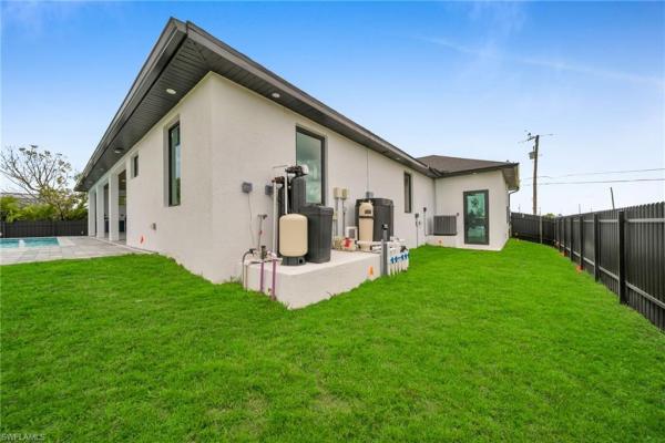 Cape Coral Residential, 3237 21st St, Cape Coral, Florida 33993, image 3