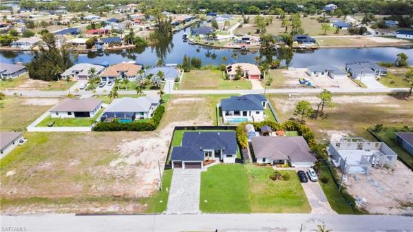 Cape Coral Residential, 3237 21st St, Cape Coral, Florida 33993, image 1