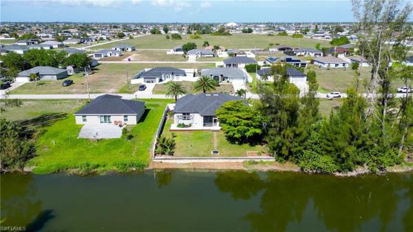 Cape Coral Residential, 2209 2nd Pl, Cape Coral, Florida 33993, image 2