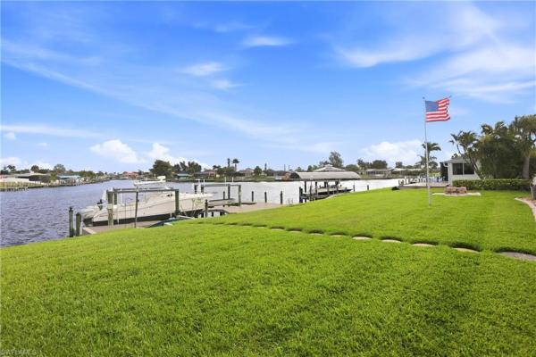 Cape Coral, 1119 28th Ter, Cape Coral, Florida 33904, image 3