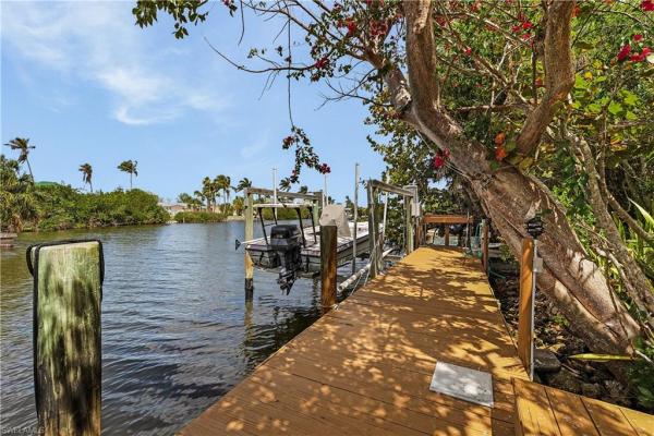 Pine Island, 16353 Buccaneer St, Bokeelia, Florida 33922, image 2