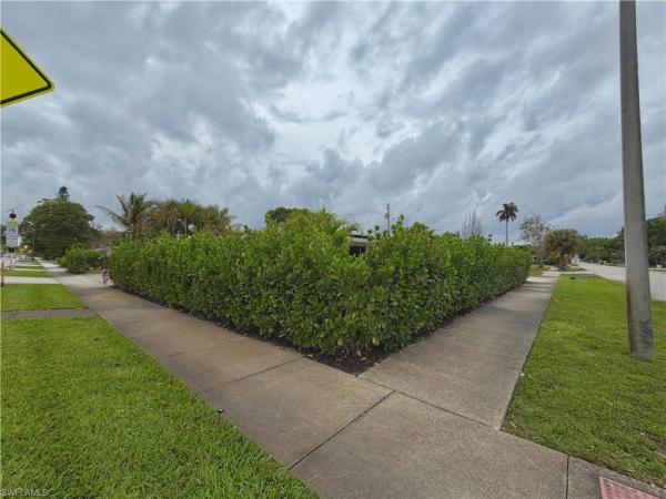 Palmlee Park, 1821 Winkler Ave, Fort Myers, Florida 33901, image 1