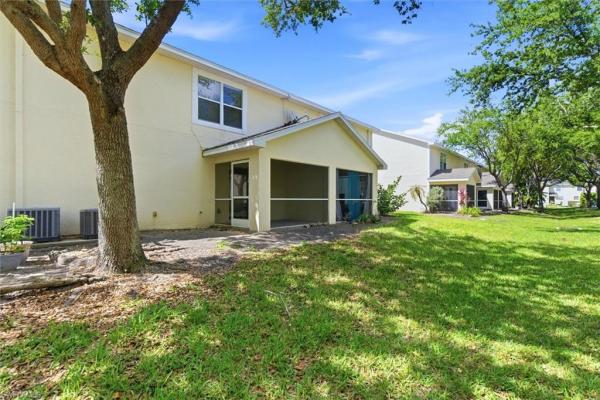 Oak Crest Villas, 5257 Leeds Rd, Fort Myers, Florida 33907, image 3