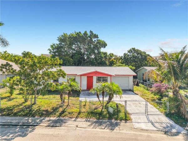 Fort Myers Estates, 2407 Jaylen Watkins St, Fort Myers, Florida 33916, image 2