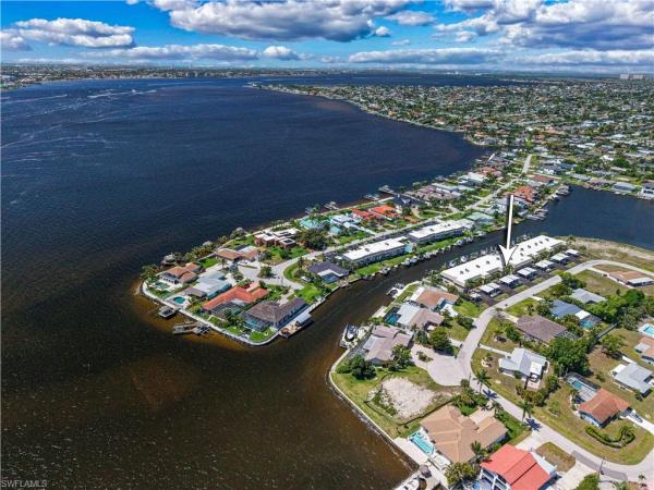 Sandy Circle, 1730 Sandy Cir #105, Cape Coral, Florida 33904, image 3