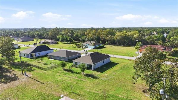 25118 Doredo Dr, Punta Gorda, Florida 33955, image 3