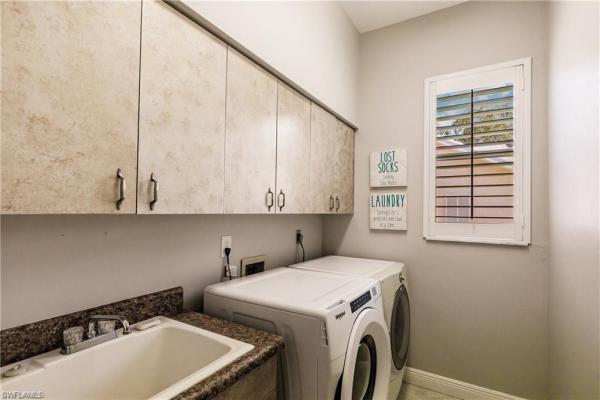 Caloosa Yacht & Racquet Club, 9811 Ensign Ct, Fort Myers, Florida 33919, image 2