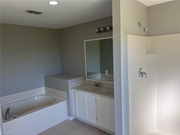 Lehigh Acres, 4015 SW 6th St, Lehigh Acres, Florida 33976, image 3