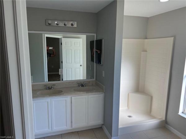Lehigh Acres, 4015 SW 6th St, Lehigh Acres, Florida 33976, image 2