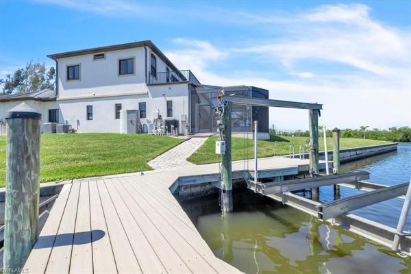 Cape Coral, 4417 20th Ter, Cape Coral, Florida 33993, image 3