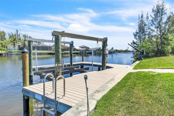 Cape Coral, 4417 20th Ter, Cape Coral, Florida 33993, image 1
