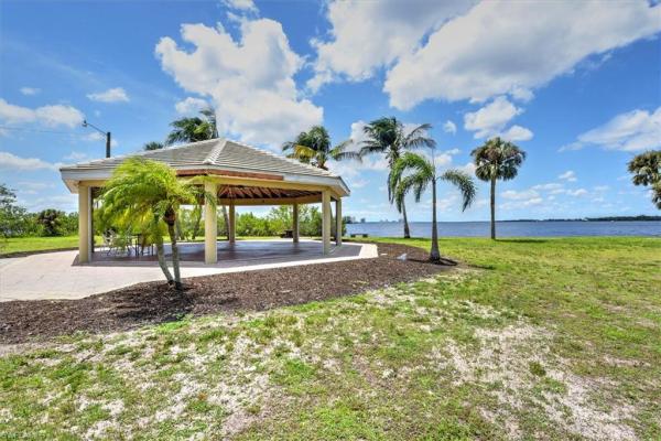 Yacht Club Colony, 2221 Cape Way, North Fort Myers, Florida 33917, image 2