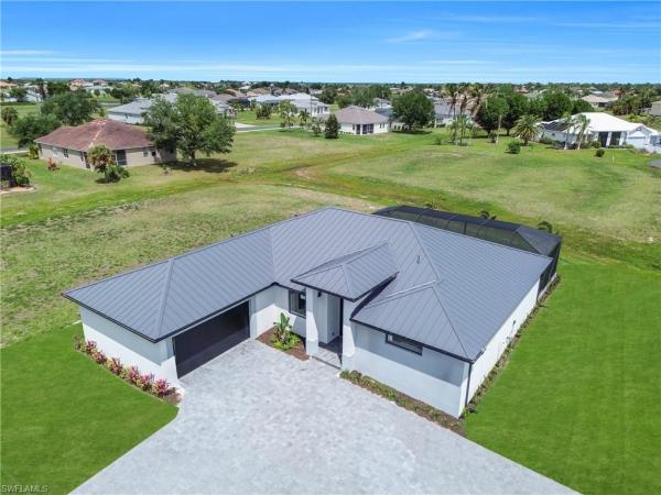 24306 Nicobar Ln, Punta Gorda, Florida 33955, image 2