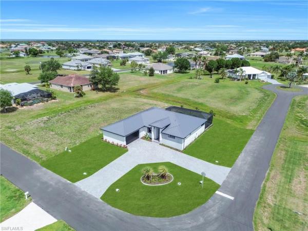 24306 Nicobar Ln, Punta Gorda, Florida 33955, image 1