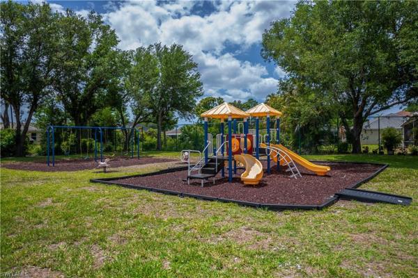 Oakmont At The Lakes At Three Oaks, 17716 Oakmont Ridge Cir, Fort Myers, Florida 33967, image 1