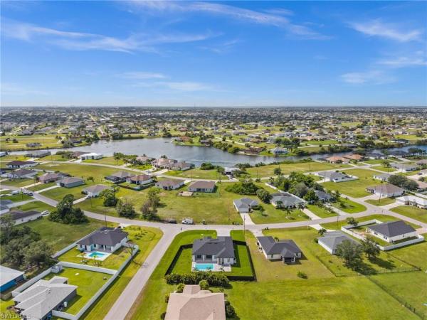Cape Coral Residential, 514 36th Pl, Cape Coral, Florida 33993, image 2