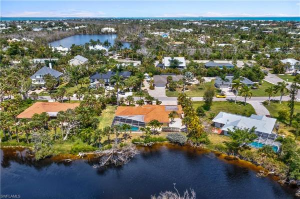 Gumbo Limbo, 9421 Moonlight Dr, Sanibel, Florida 33957, image 2