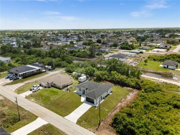 Lehigh Acres, 3319 SW 30th St, Lehigh Acres, Florida 33976, image 3
