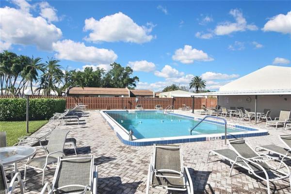 6300 Pointe Blvd #436, Fort Myers, Florida 33919, image 1