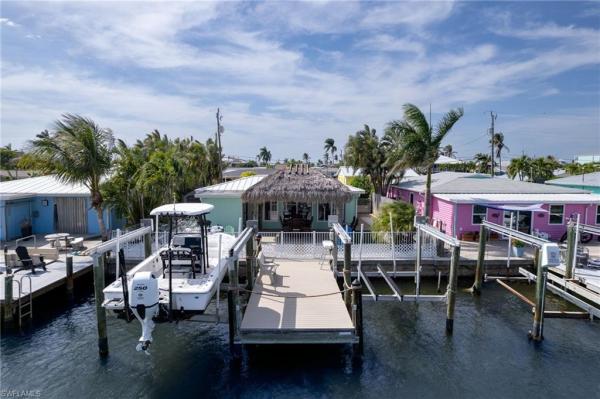 Island Harbors, 2639 Bridgeview St, Matlacha, Florida 33993, image 2