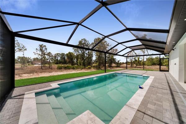 Lehigh Acres, 316 Pearson St, Lehigh Acres, Florida 33974, image 2
