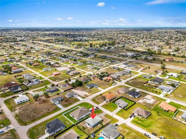 Cape Coral, 1319 14th Pl, Cape Coral, Florida 33993, image 2