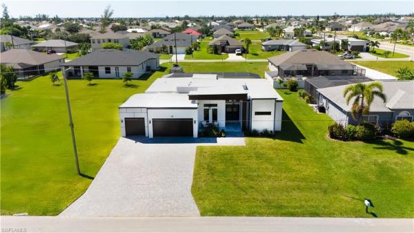 Cape Coral, 10 33rd Pl, Cape Coral, Florida 33991, image 1