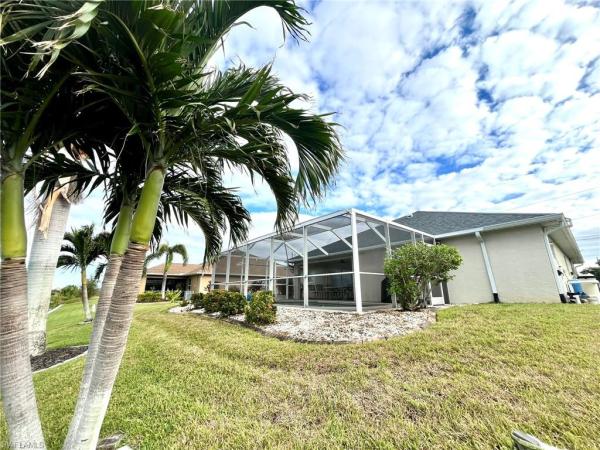 Cape Coral, 818 8th Pl, Cape Coral, Florida 33991, image 2