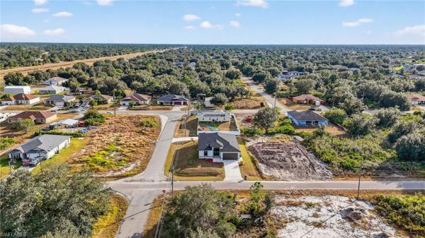 Lehigh Acres, 2513 W 69th St, Lehigh Acres, Florida 33971, image 3