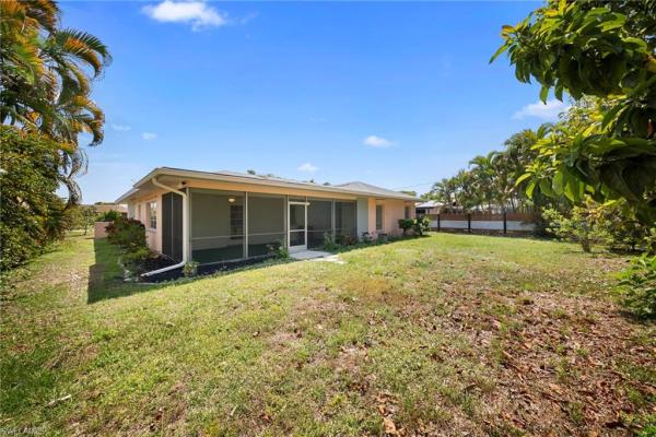 Fort Myers Villas, 2225 Dover Ave, Fort Myers, Florida 33907, image 2
