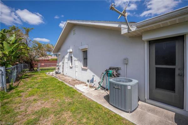 Cape Coral Residential, 3712 6th Ave, Cape Coral, Florida 33914, image 2