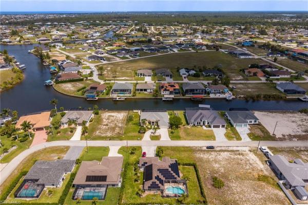 Cape Coral Residential, 3437 18th Ter, Cape Coral, Florida 33993, image 2