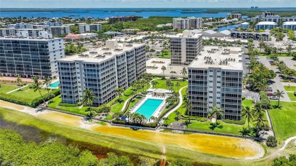 Creciente, 7148 Estero Blvd #322, Fort Myers Beach, Florida 33931, image 2